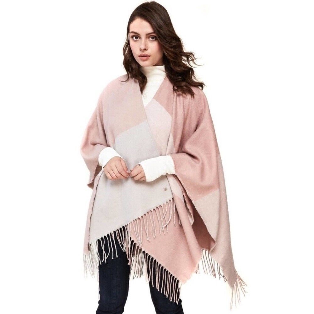 NEW!! SOIA & KYO Mauve Beige Acrylic Fringe Cape Wrap Autumn Winter One Size